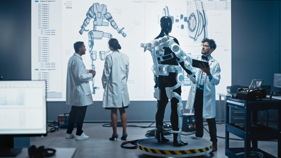 Biomedical engineering lab and student equipment